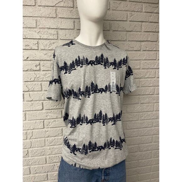 Old Navy Graphic Soft-Wash T-Shirt Size L NWT - Picture 1 of 7